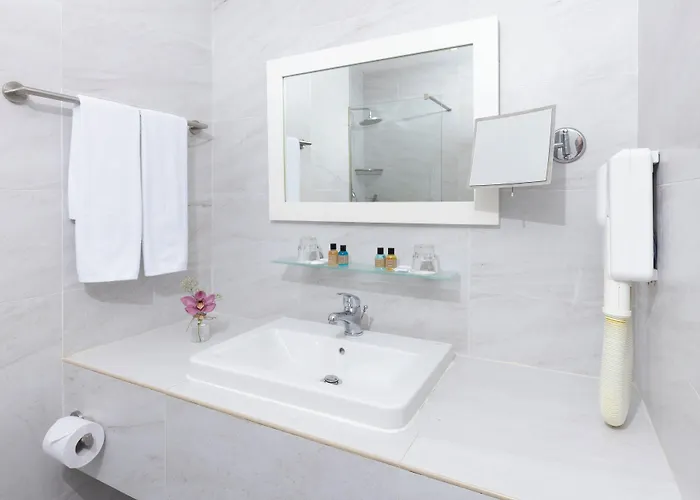 Riviera - Adults Only