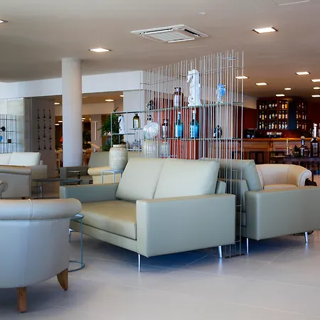 Riviera - Adults Only 멜리에하