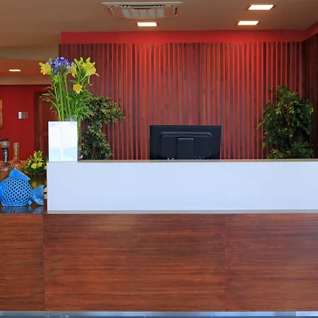 Riviera - Adults Only 멜리에하