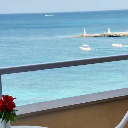 Riviera - Adults Only 4*